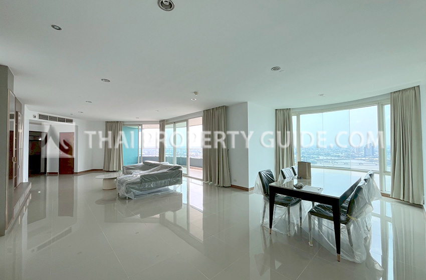 Condominium for rent in Sathorn